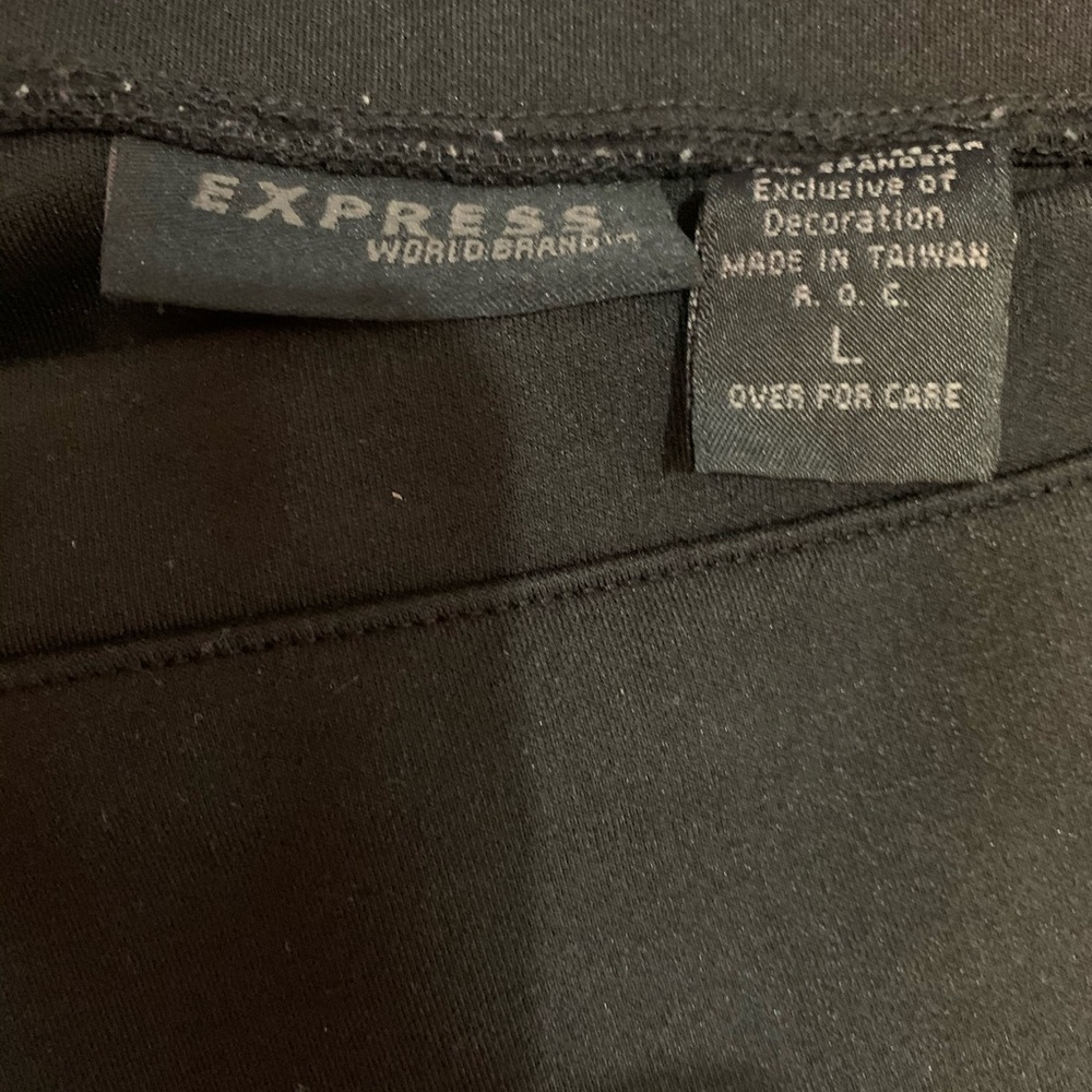Express miniskirt - Picture 3 of 3